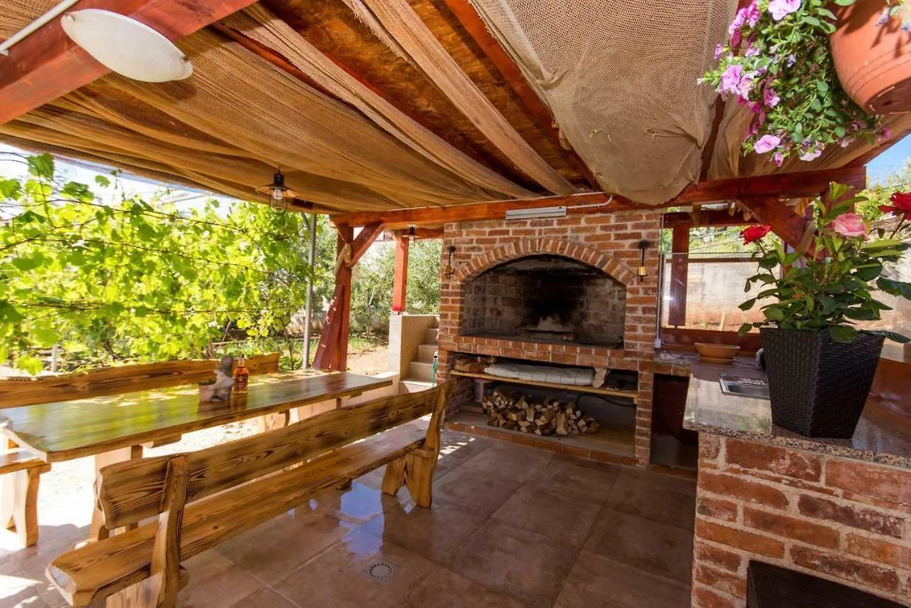 Apartment Villa Bozana Trogir Croatia