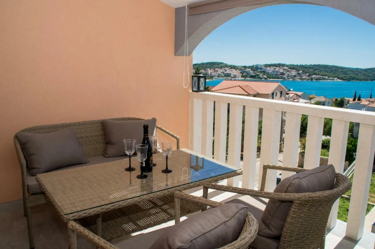 Apartment Villa Bozana Trogir